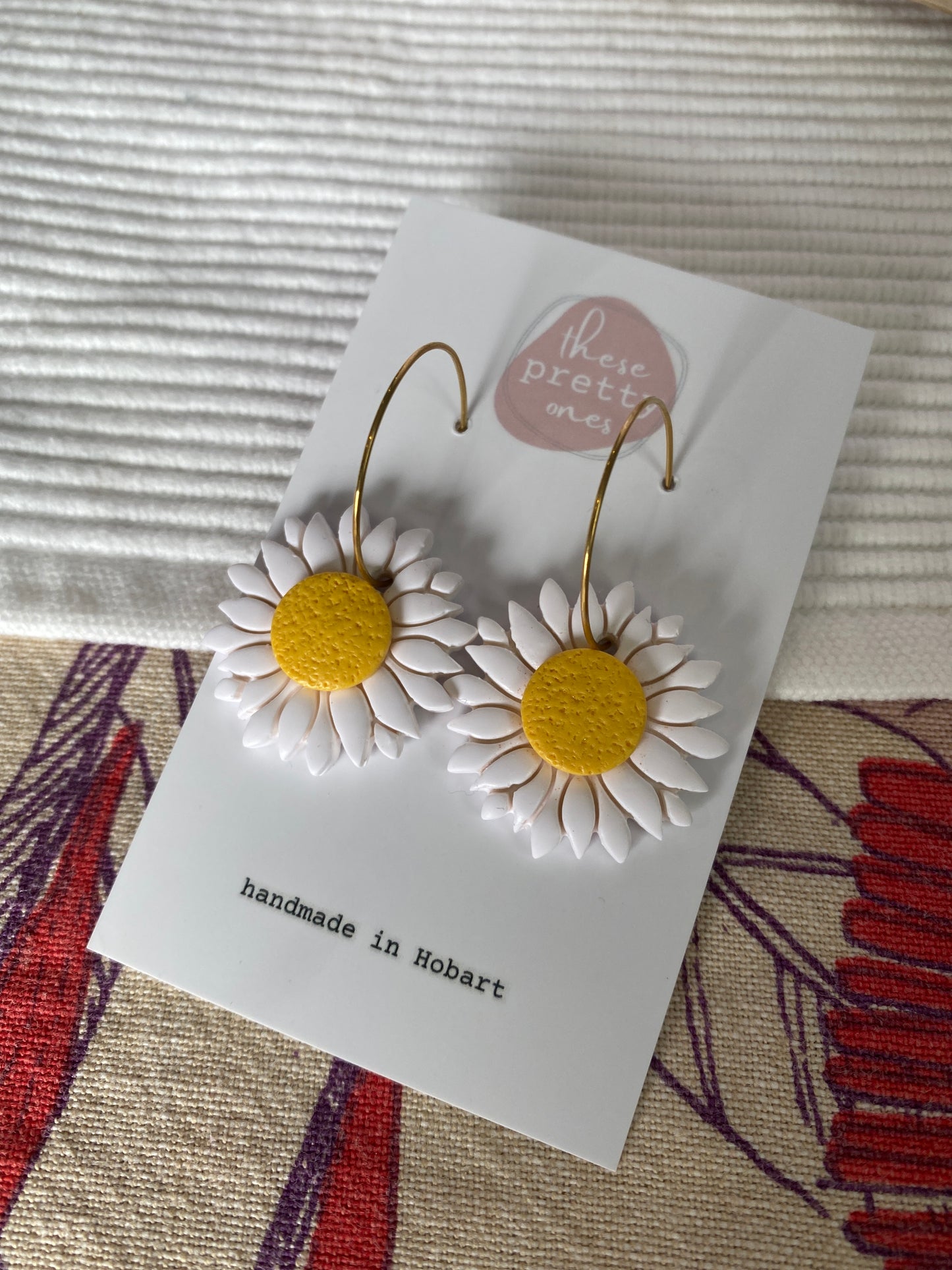 ‘Daisy Days’ Midi Dangles: Hoops