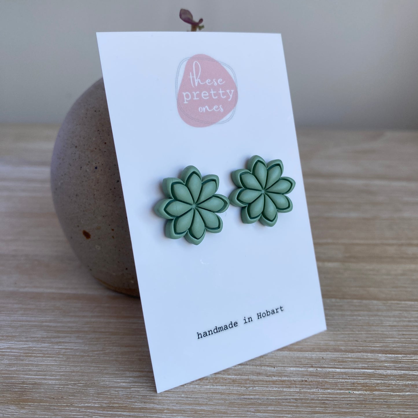 ‘Sage’ Maxi Studs: Blooms