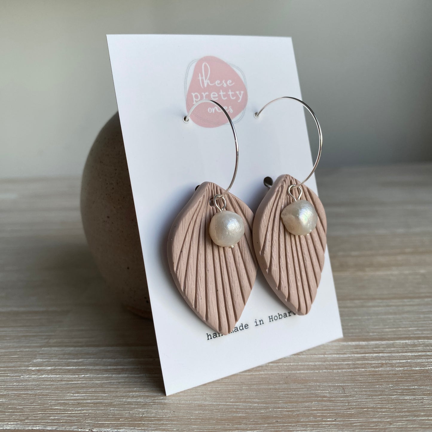 ‘Leaf drop’ Midi Dangles: Beige
