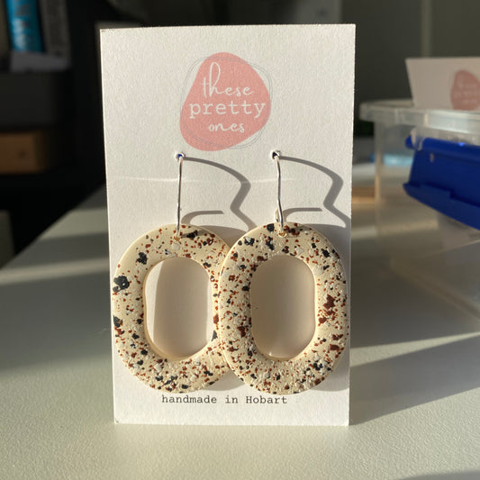 Speckle latte brown and cream