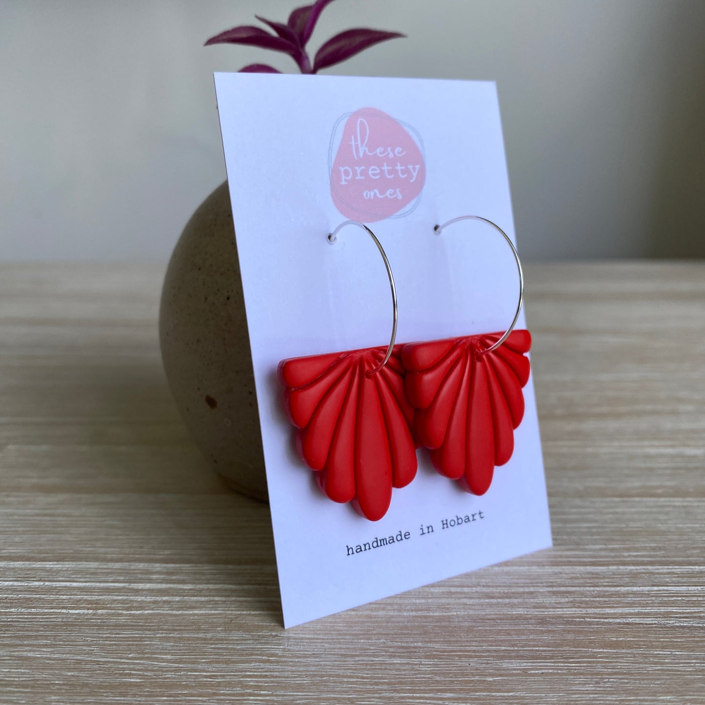 ‘Red Love’ Midi Dangles: Fan