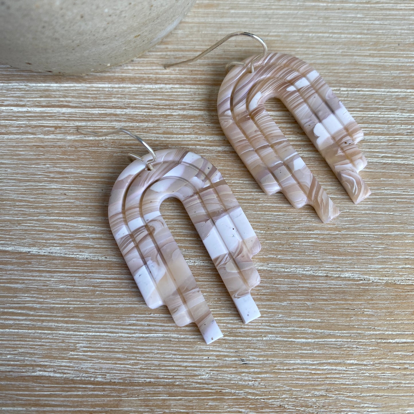 ‘Rainbow Arches' Statement Dangles: Oat Marble