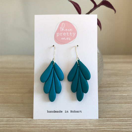 'Peacock Blues' Midi Dangles: Leaf drops